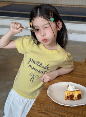 Yumi妈女童夏季薄款针织上衣儿童可爱刺绣字母蝴蝶结短袖26B374