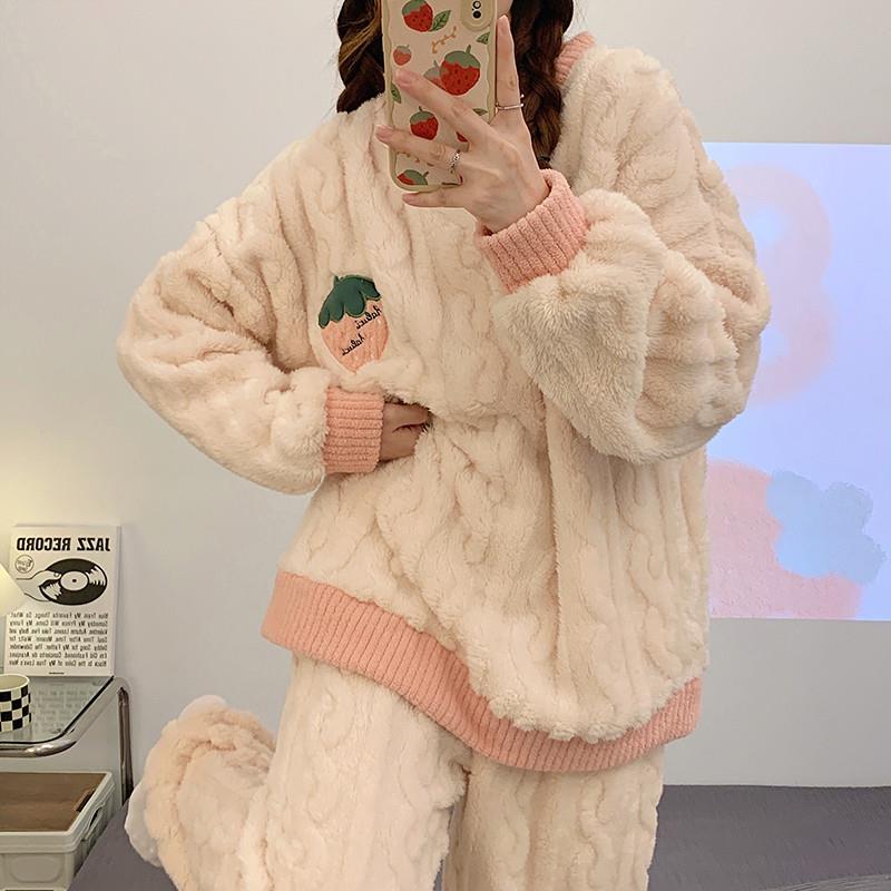 睡衣冬款网红风奶乎乎加厚珊瑚绒女秋加绒保暖网红新款套装大码