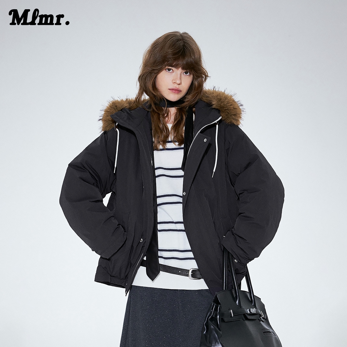 略宽松版；抽绳连帽；可拆卸环保皮草毛领