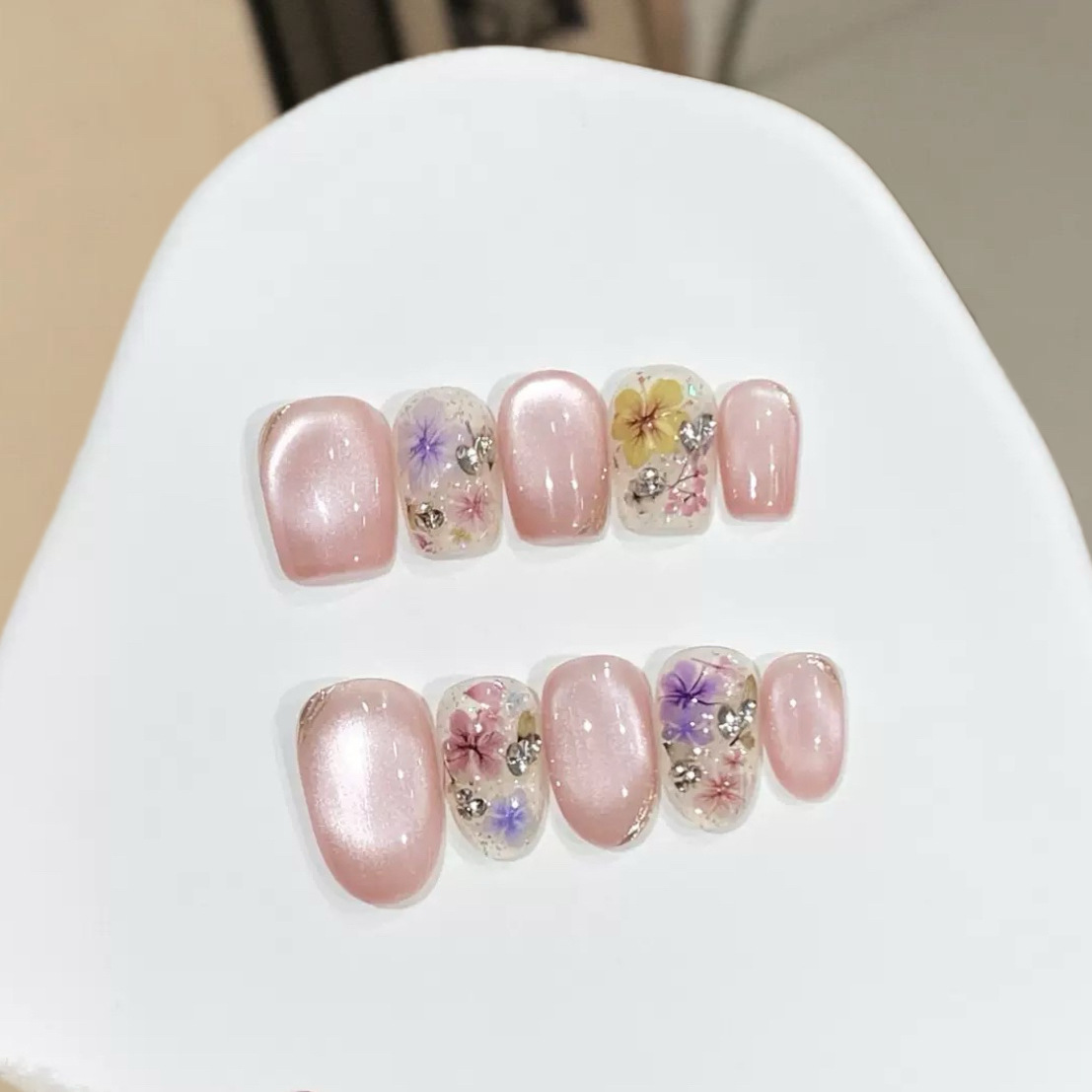 雨后花园纯手工穿戴甲美甲片高定猫眼气质美甲仙女款花朵颜色