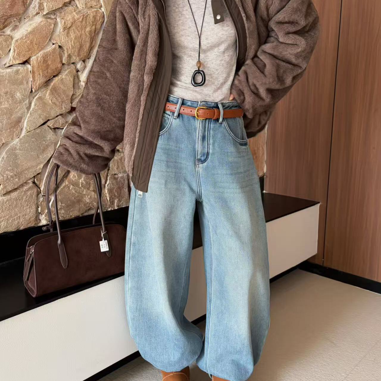 ICCIICC-复合绒洗水复古浅蓝茧型宽松阔腿牛仔裤(配腰带)BM10621