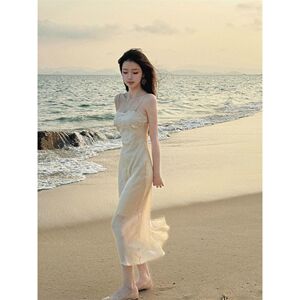 绝美海边度假温柔纯欲风蕾丝拼接修身显瘦吊带连衣裙新款开衫套装