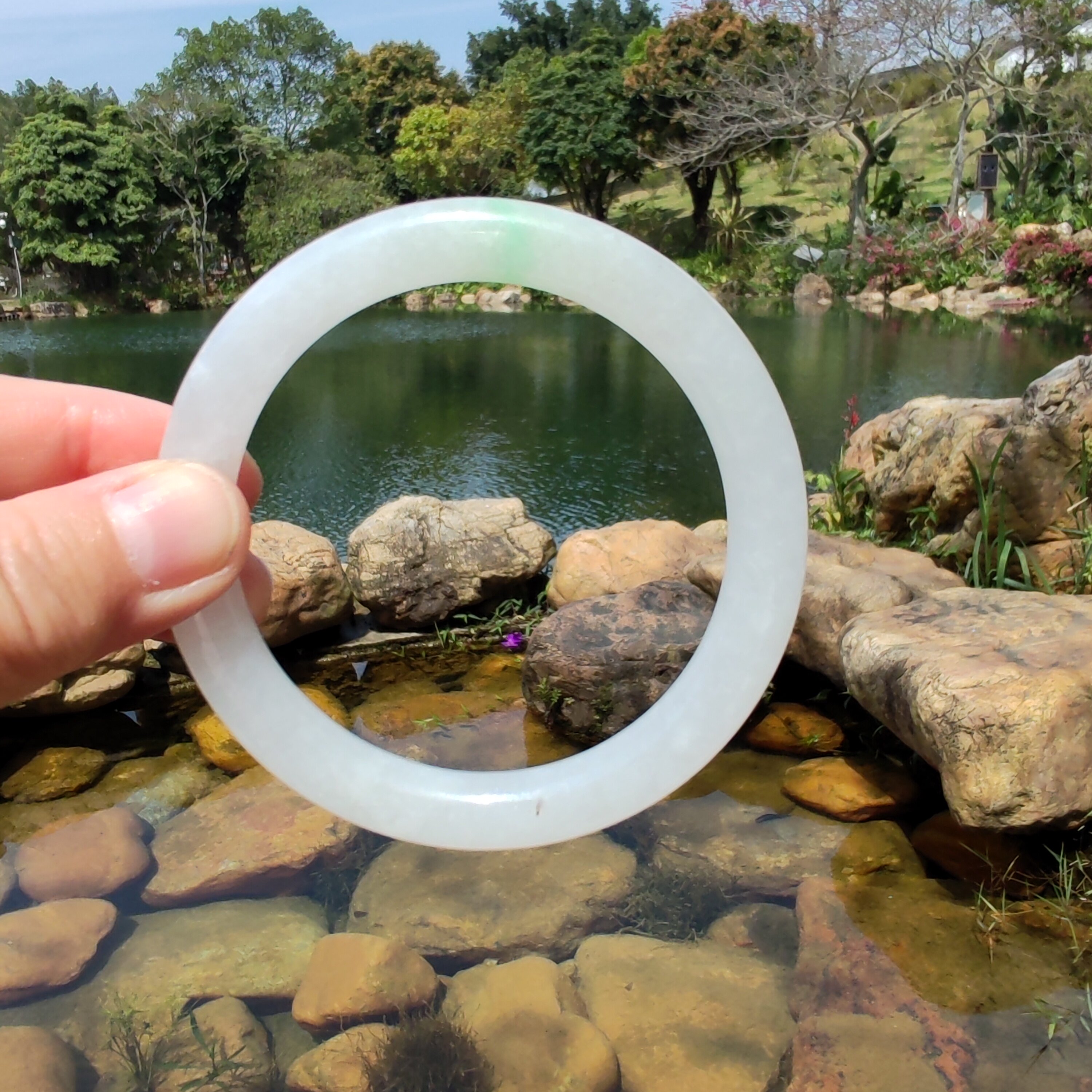 60圈天然缅甸料翡翠A货手镯圆条白底青冰糯种送礼女友妈妈福镯