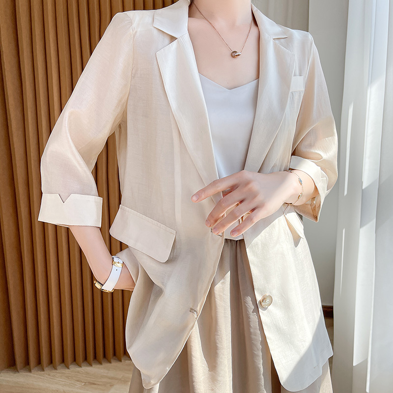 天丝防晒衣女夏季薄款桑蚕丝时尚气质宽松西服透气大码开衫上衣