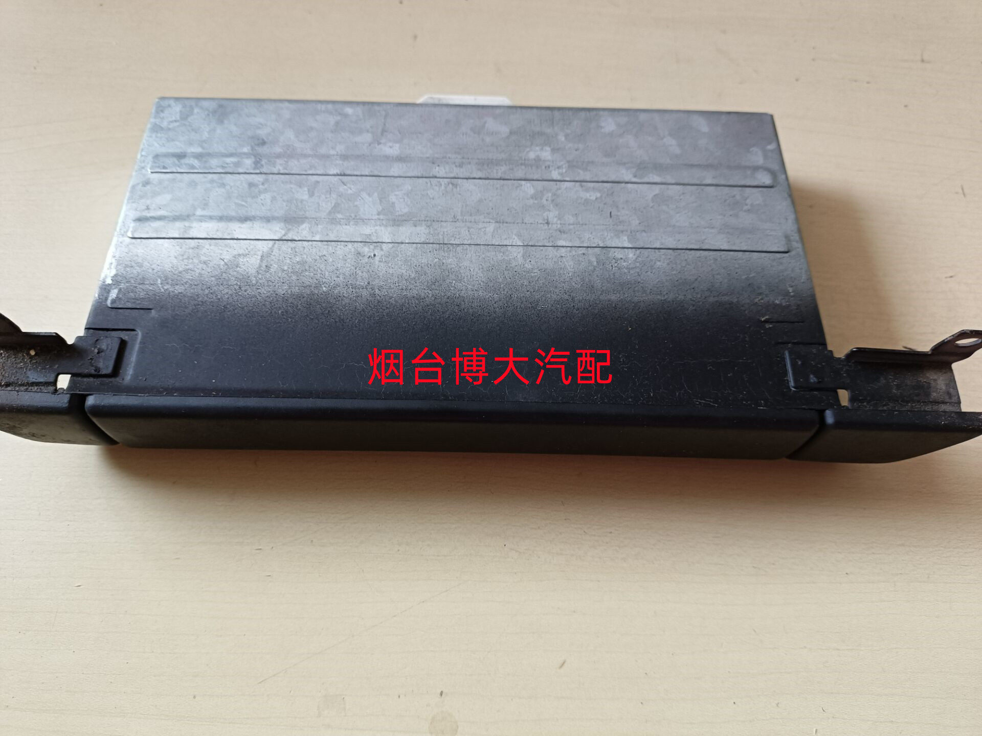 适用于奥迪100四缸五缸红旗488车前烟缸