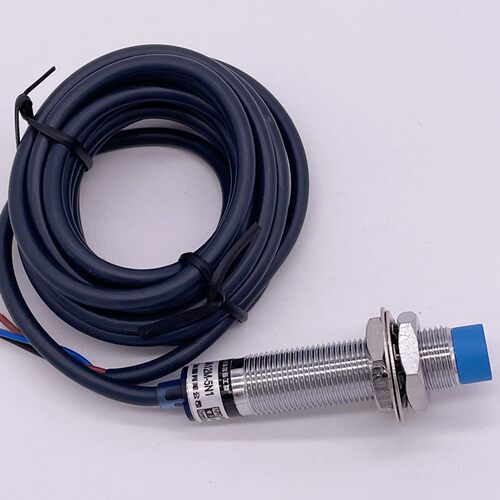 中国沪工原装正品接近开关LJA12M-5N1三线NPN常开A级5mm DC6-36V