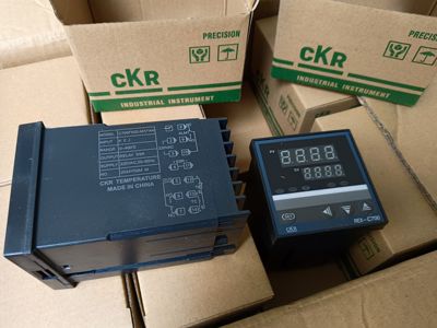 正品万能输出温控表多功