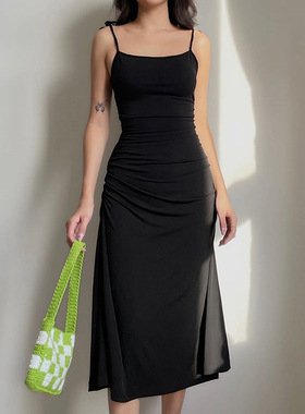 Side pleated sexy halter strap dress Slim black long skirt