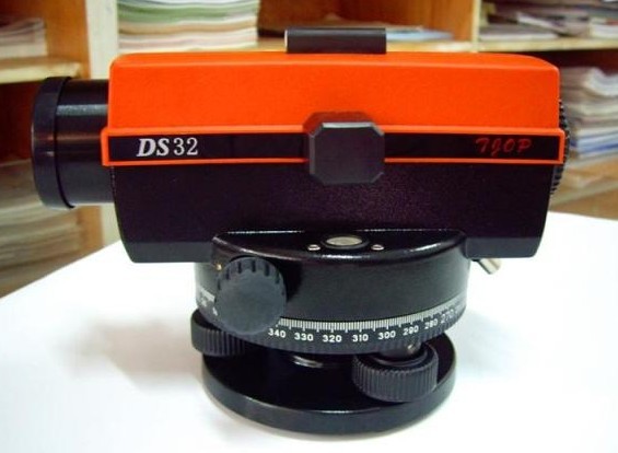 水准仪自动安平倍天津欧