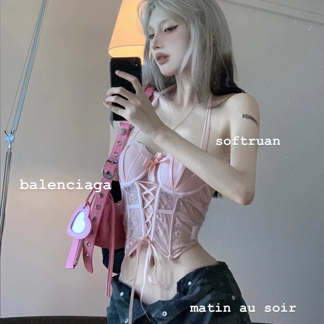 性感辣妹蕾丝吊带小背心