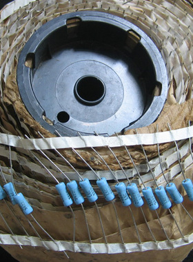 美产DALE 825&Omega; 2W 高精度金属膜电阻 铜脚做工精致