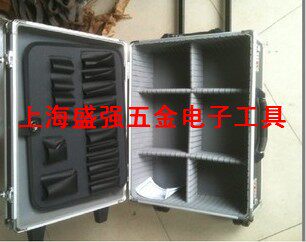 铝合金拉杆工具箱带密码