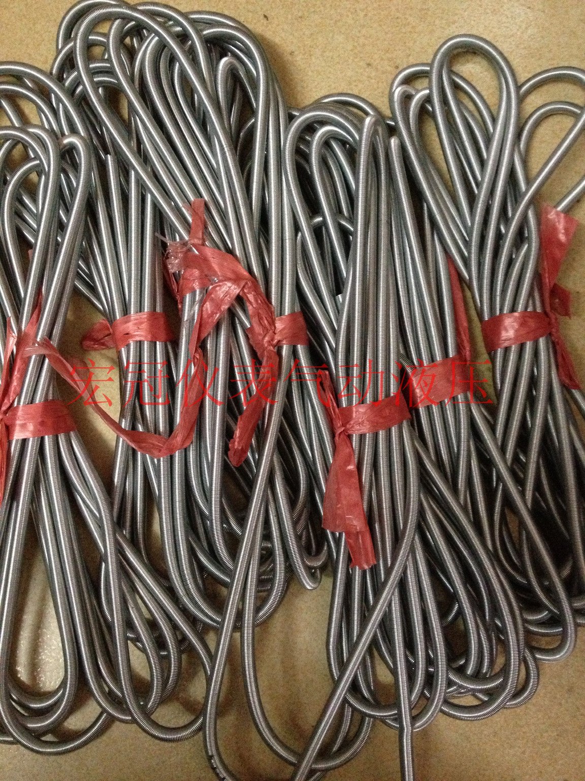 机床尼龙管保护套弹簧密