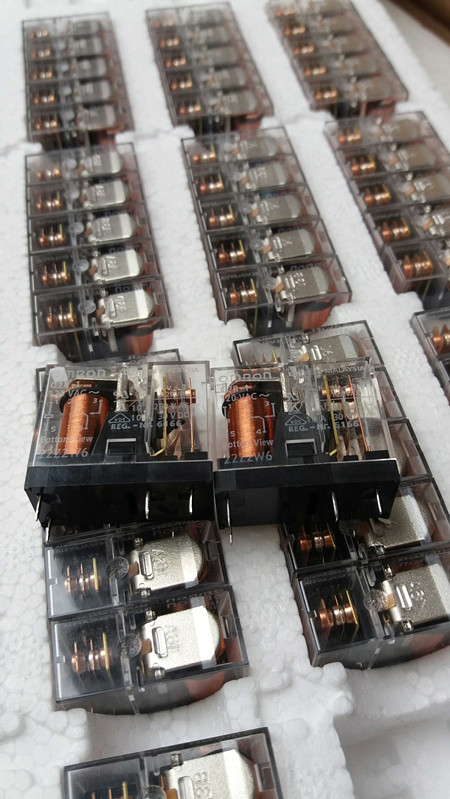 G2R-1-120VAC 正品全新原装OMRON继电器，5脚，一常开一常闭