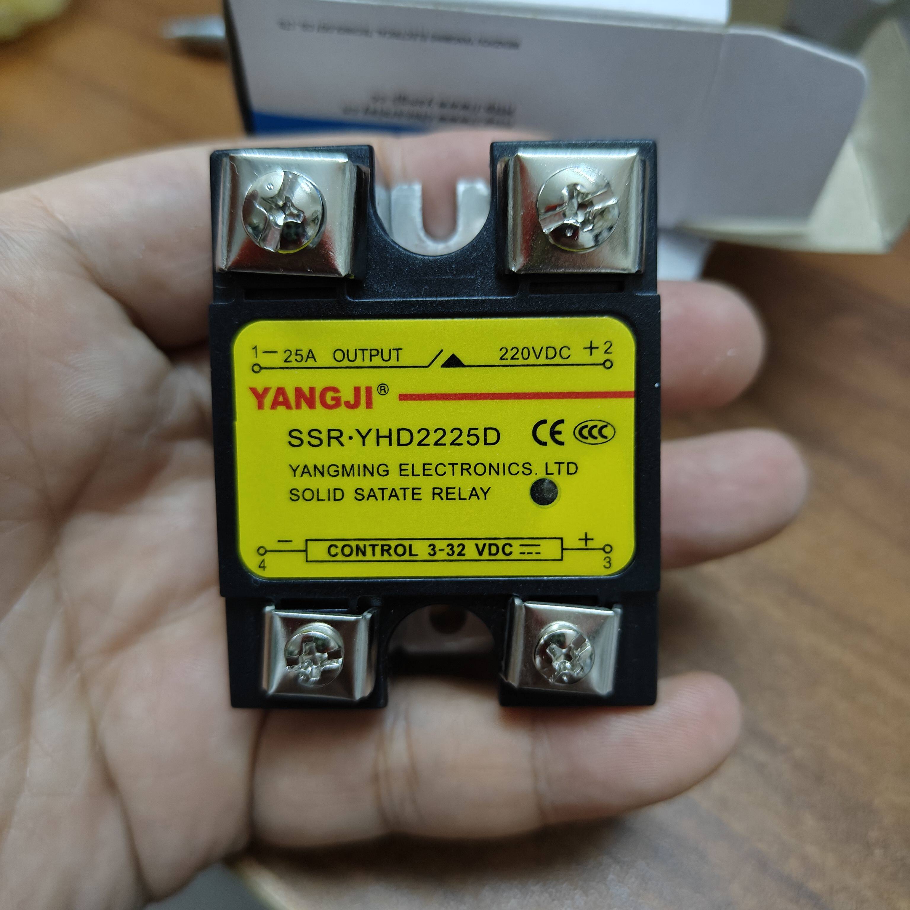 阳继yangji 单相直流固态继电器 yhd2225d (220vdc/25a)