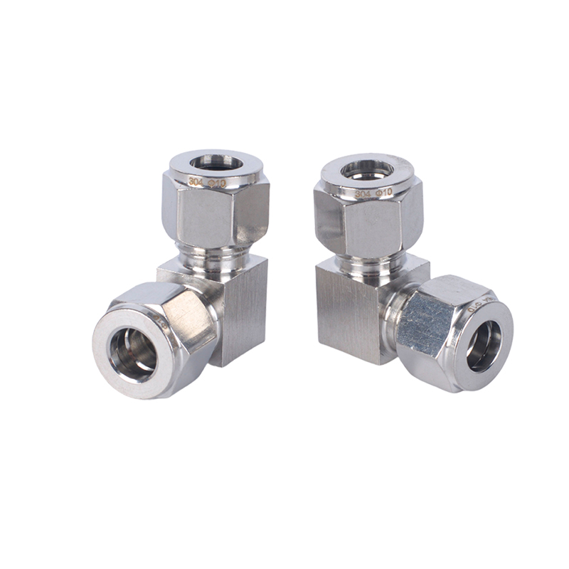 不锈钢卡套弯头中间度直