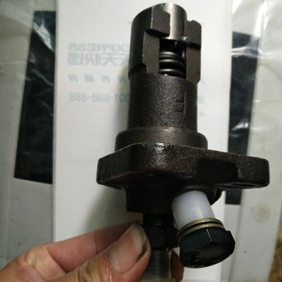单缸涡流12马力s195柴油机配套 喷油器总成 喷油泵总成