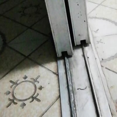 滑轮底部轮子玻璃门不锈钢塑钢门老式滚轮推拉门长条轮地滑轮轨道