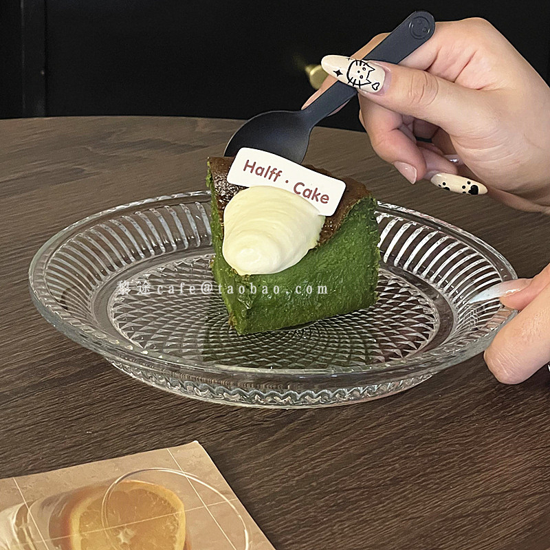 风圆形钻石纹甜品盘带盖