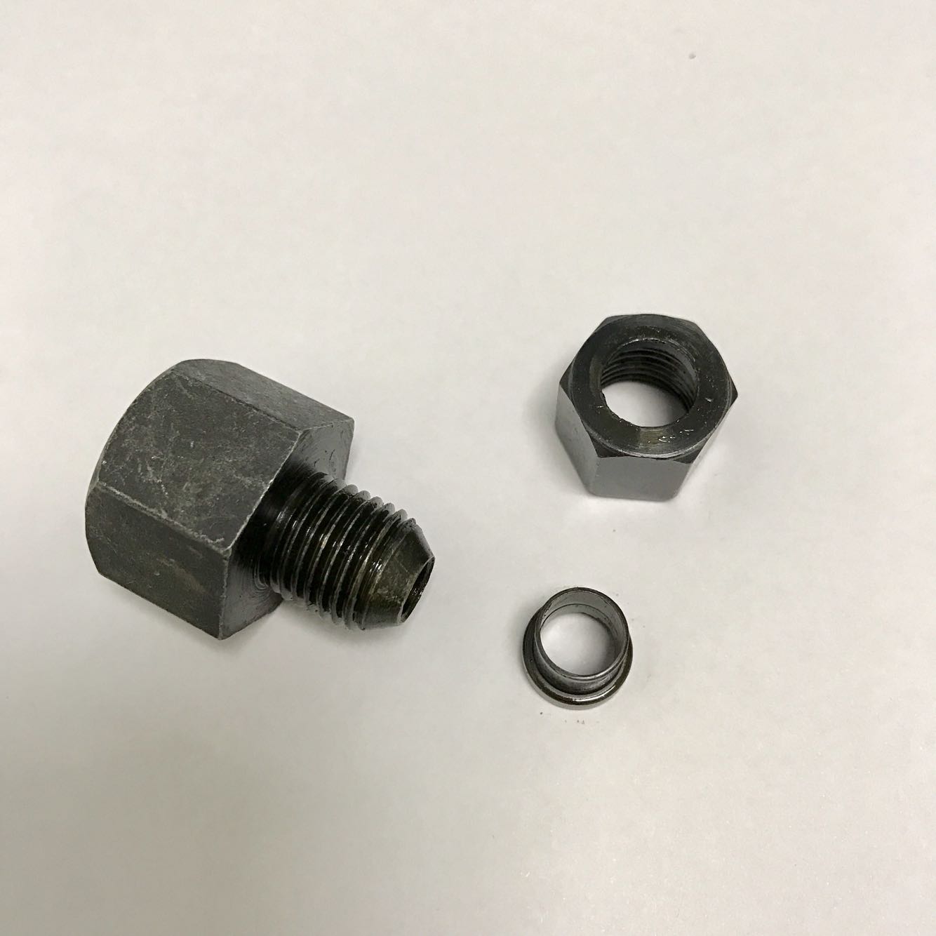 钢制扩口式铜管接头内螺