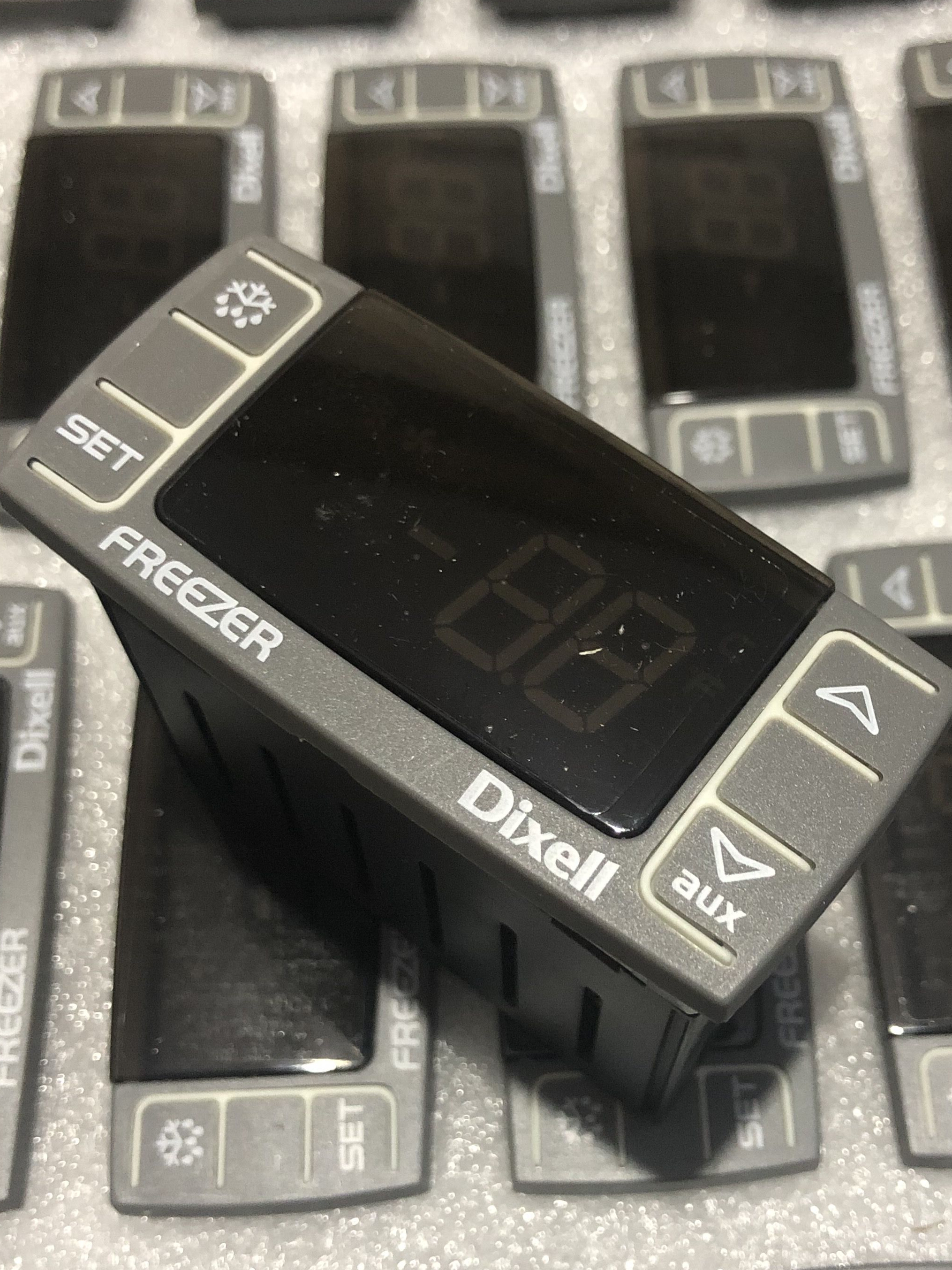 小精灵温控器XR06CX-5ROC1/小精灵温控器XR06CX-5R0C1