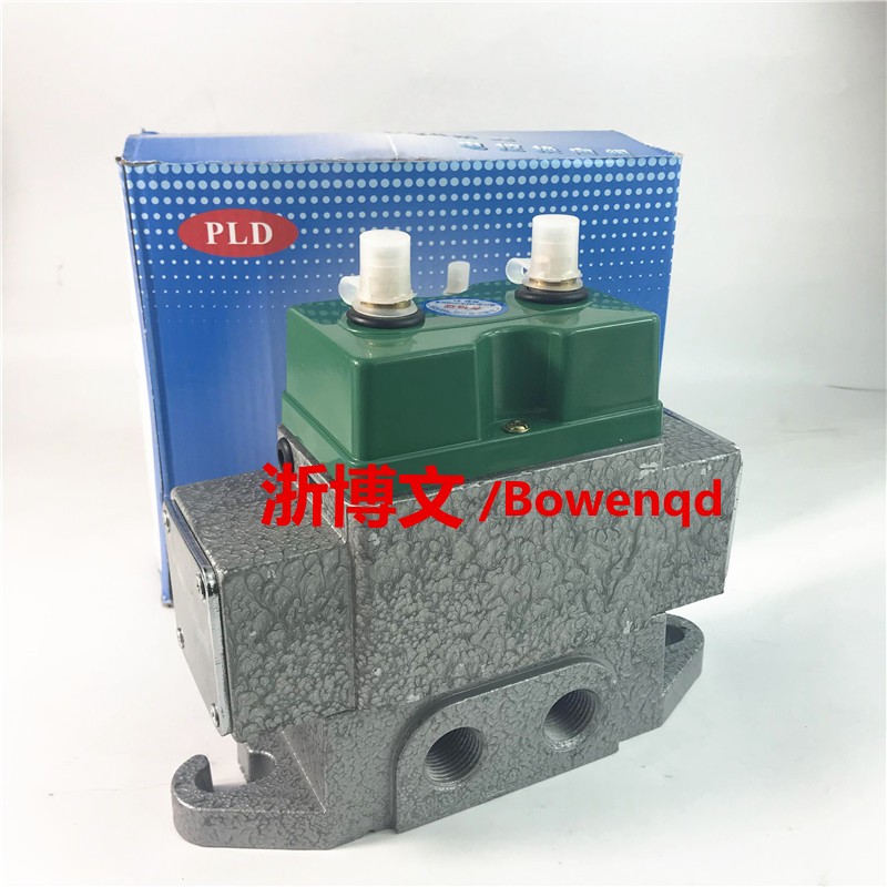 电控换向阀四分磁三位五