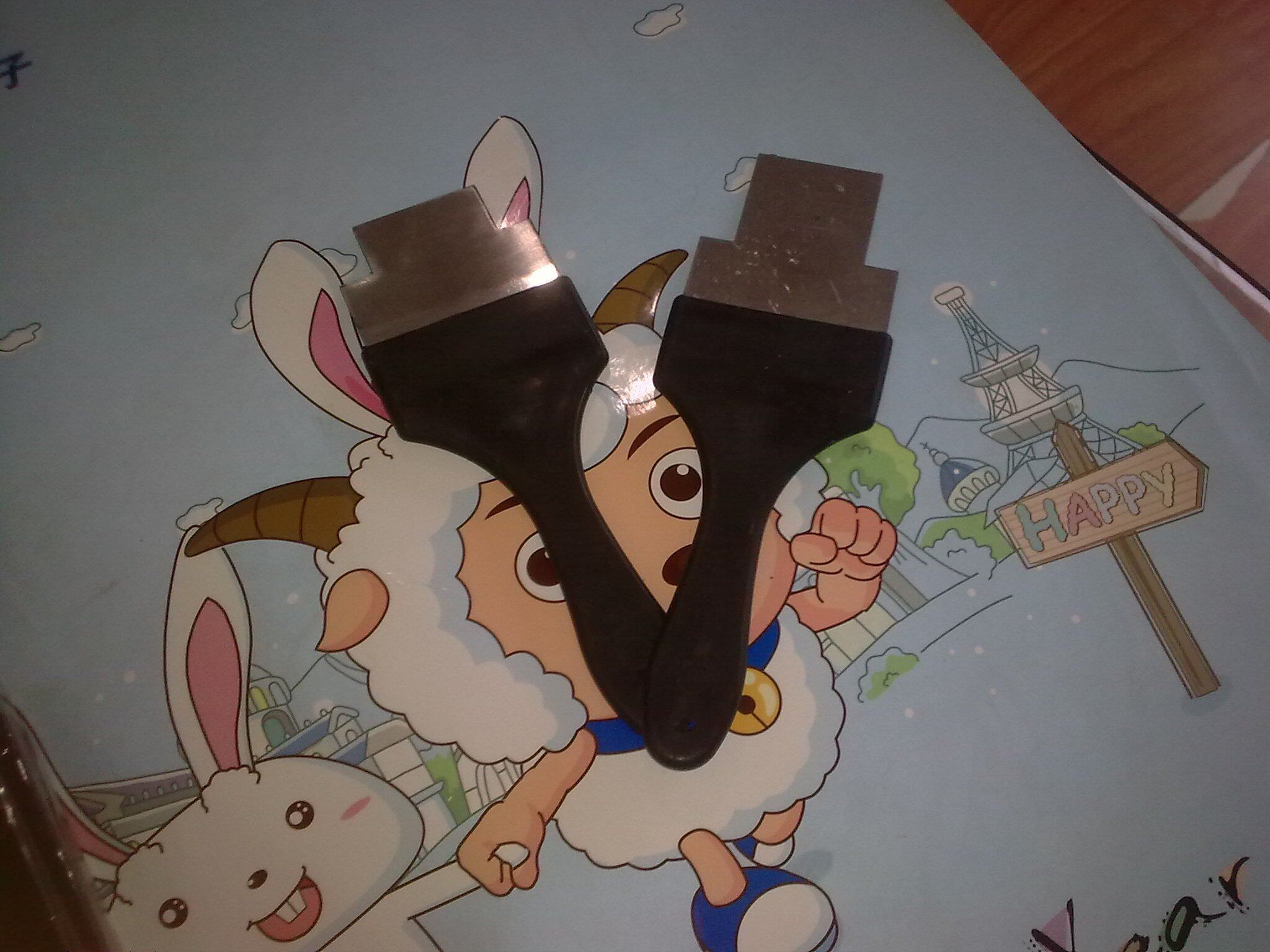 水泥胶砂拨料器/拨料刀/另有三棱刮刀