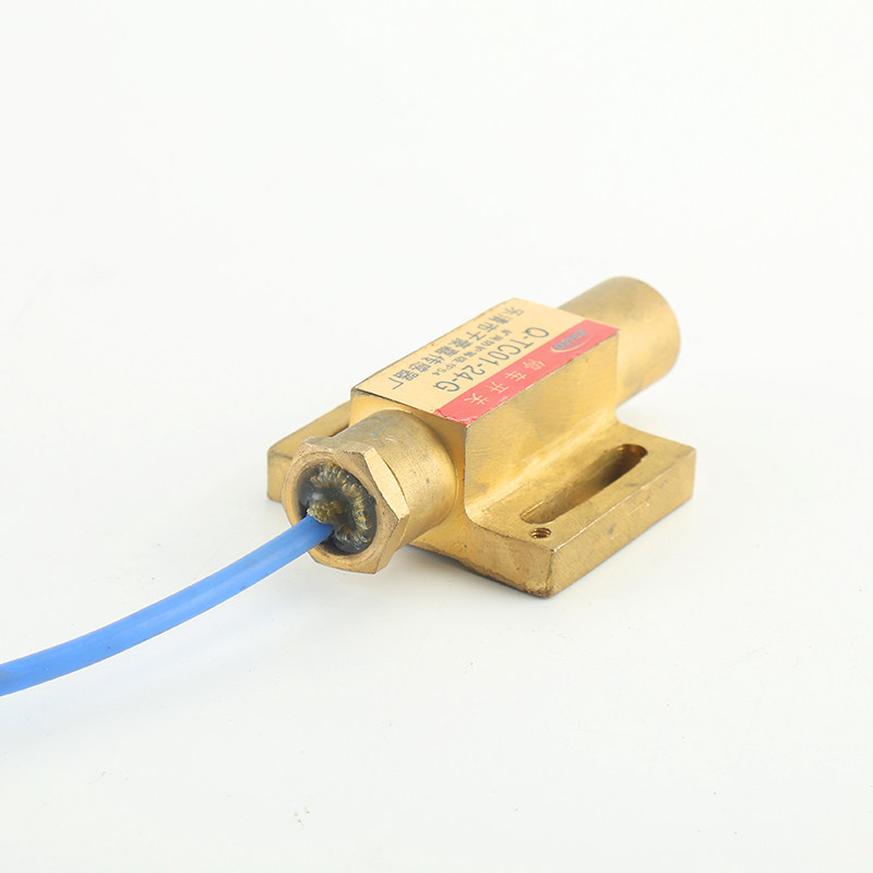 厂家直供黄铜外壳开关传感器  Q-TC01-24-G停车开关