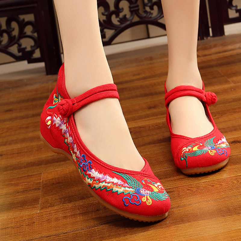 广场舞鞋女绣花鞋老北京
