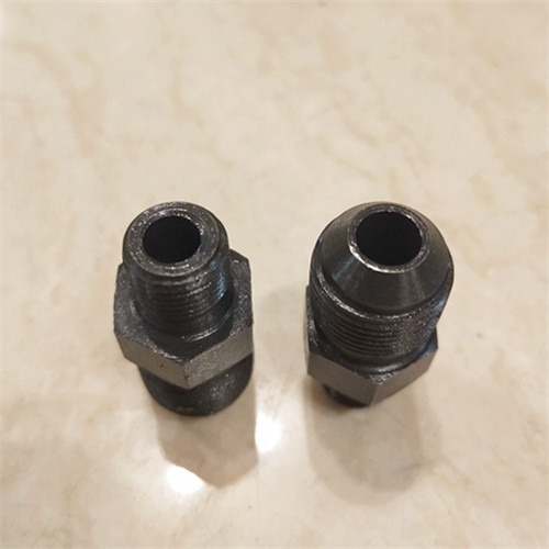 转扩口型细牙黄油管接头