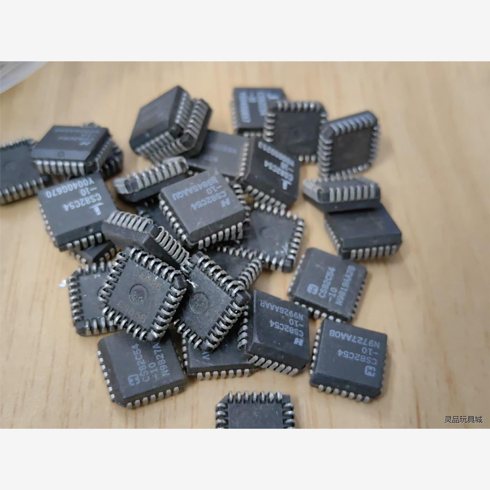 全新二手CS82C54-10MD7