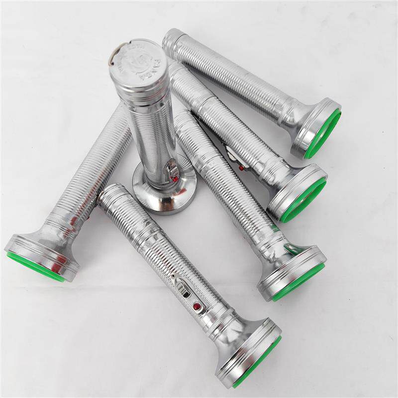 80年代老物件铁皮手电筒复古民俗怀旧手电杂项农家院装饰道具摆件