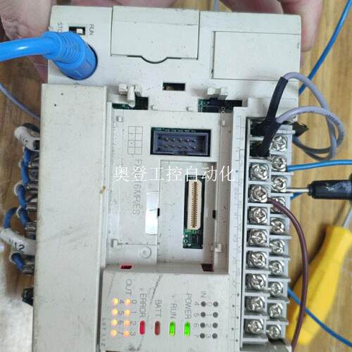 议价议价议价三菱 FX3U-16MR/ES-A 国产的,不是原装的。学习议价