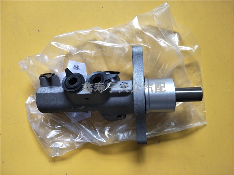 新桑塔纳新捷达新波罗POLO刹车总泵主缸制动总泵液压总泵油泵正品