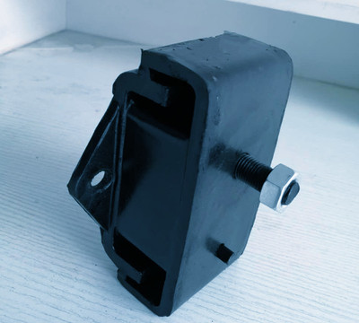 徐工吊车25K发动机减震块胶垫上柴6114发动机