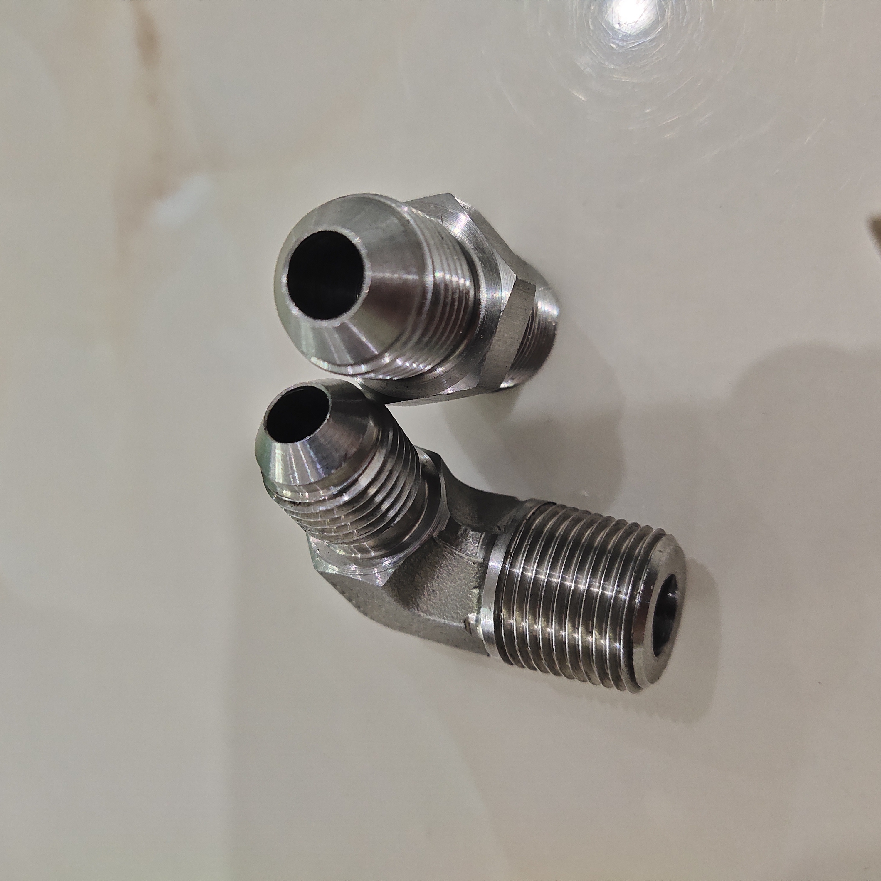 不锈钢液压接头转扩口型