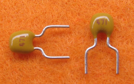 全新小体积独石电容脚距