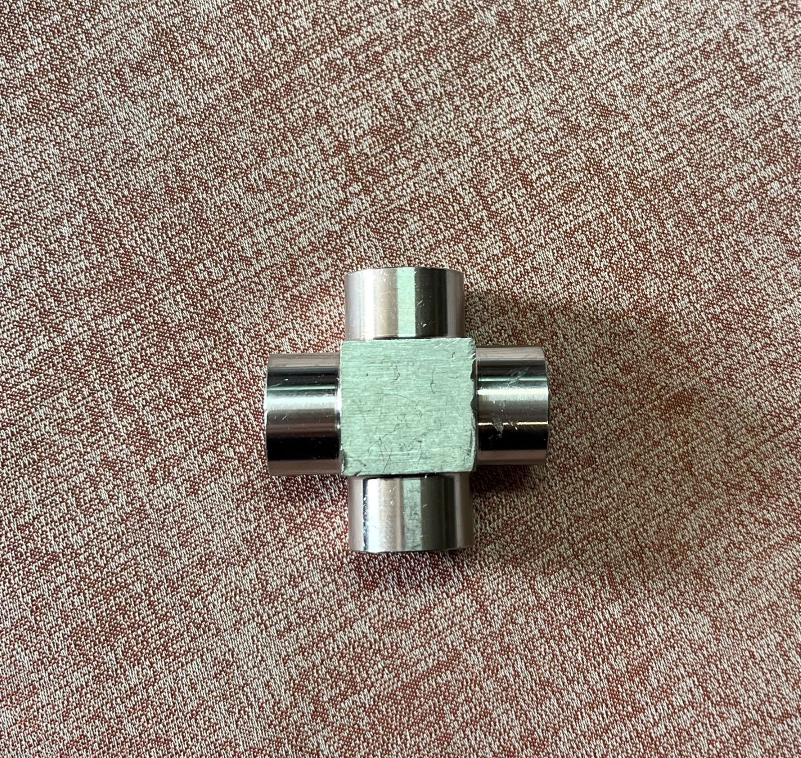 不锈钢内螺纹四通接头一