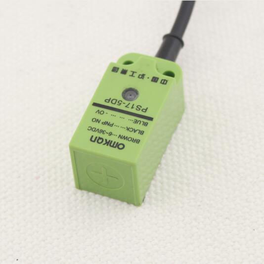 电感式接近开关 PS17-5DN 方型 10-30VDC直流三线常开