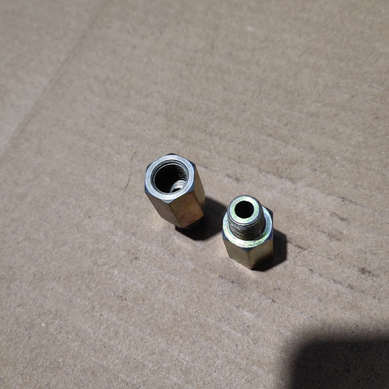 外丝即分转内公制高压铁