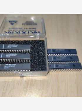 全新二手MAX197AENI  MAX197ACNI  全新正品电子议价商品