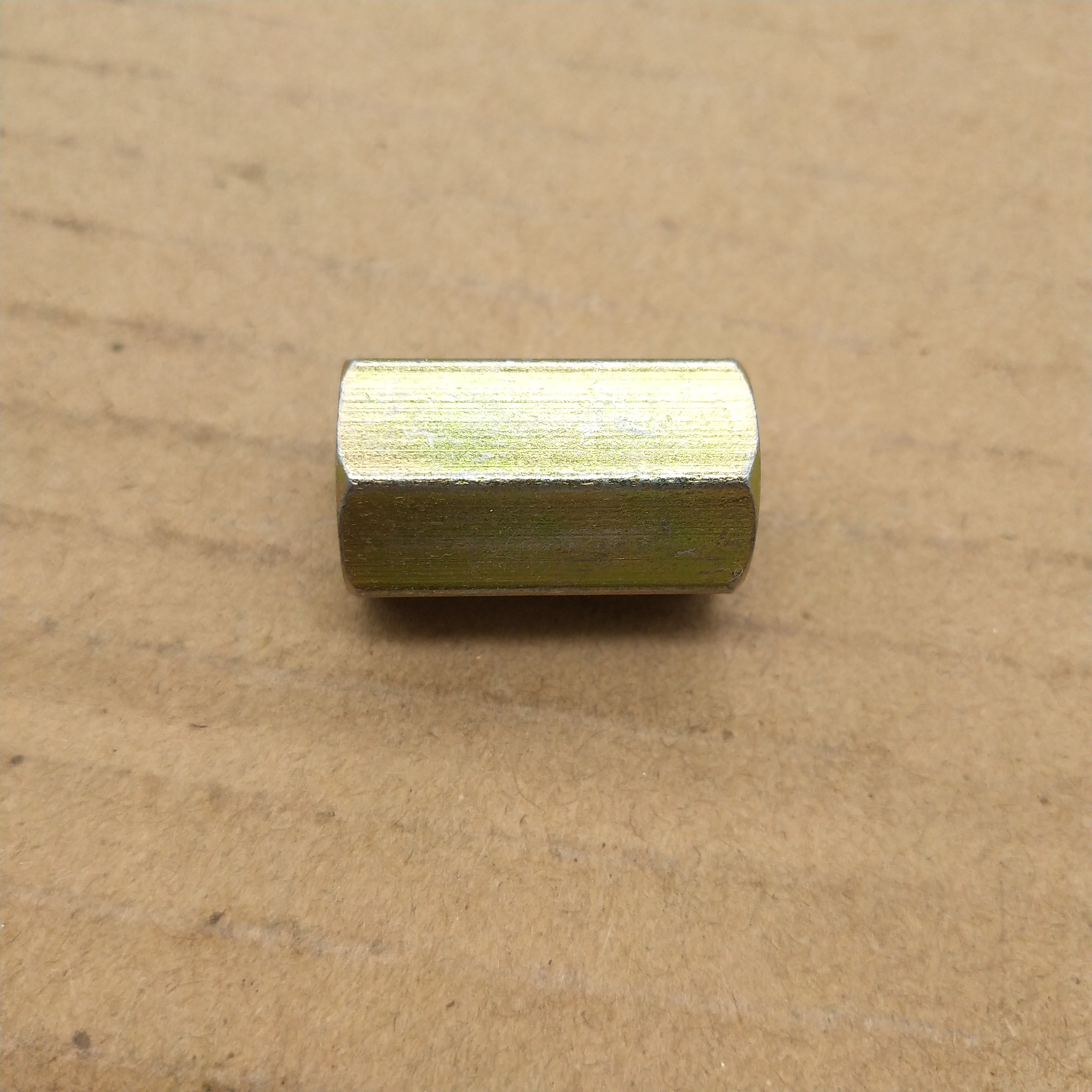 双内丝M14×1.5、M16×1.5、M18*1.5转4分英制G1/2变径