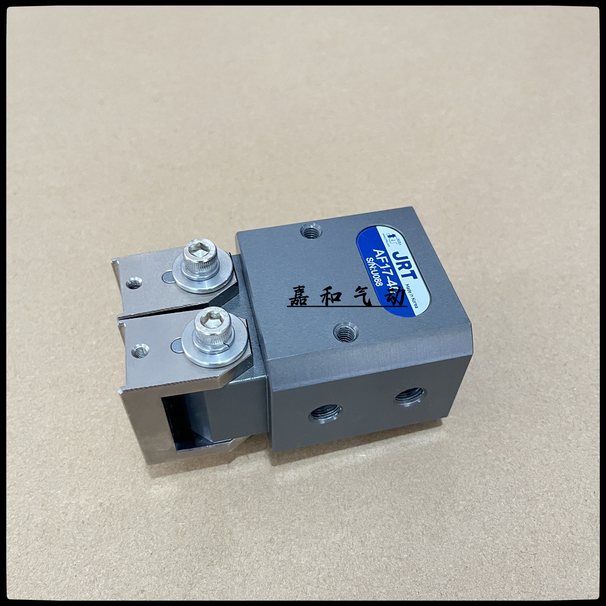 韩国JRT气爪AF19-10气缸AF13-50C机AF14-30-RS-3M械AF17-40 AF02