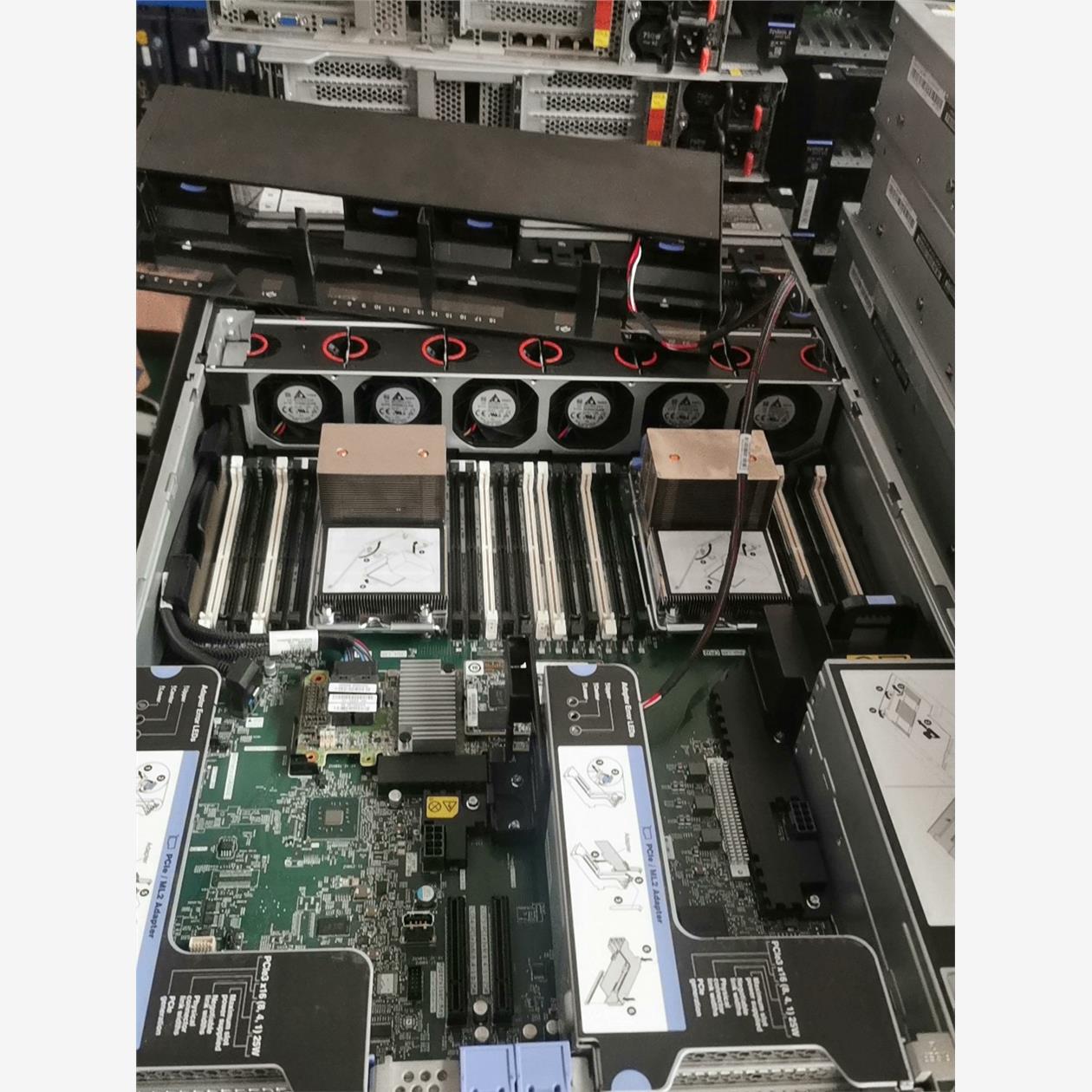 IBM X3650M5 主板 00YJ424 01KN186-议价商品