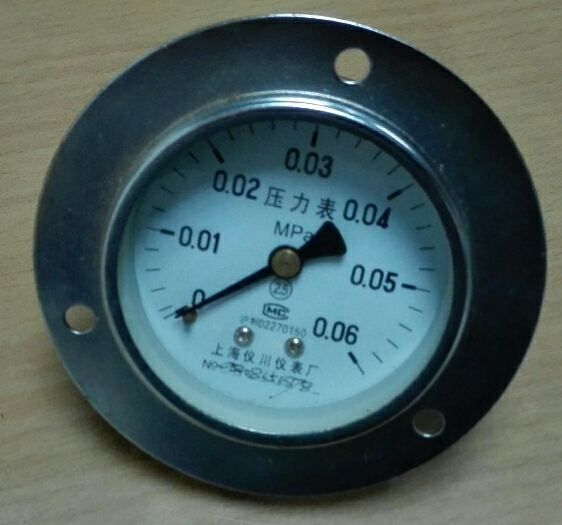 小压力测量仪表轴向带边