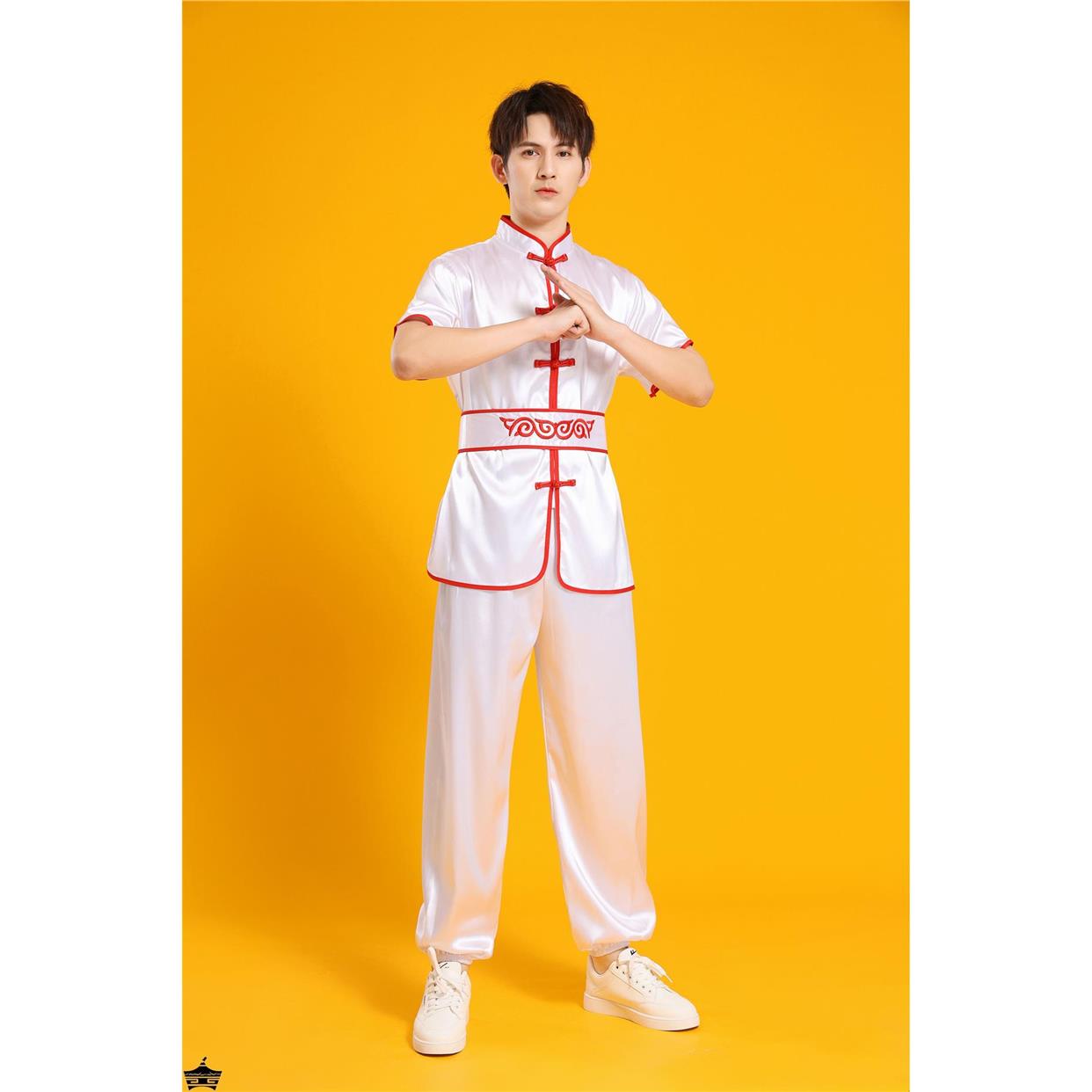 春节民族打鼓服演出服舞