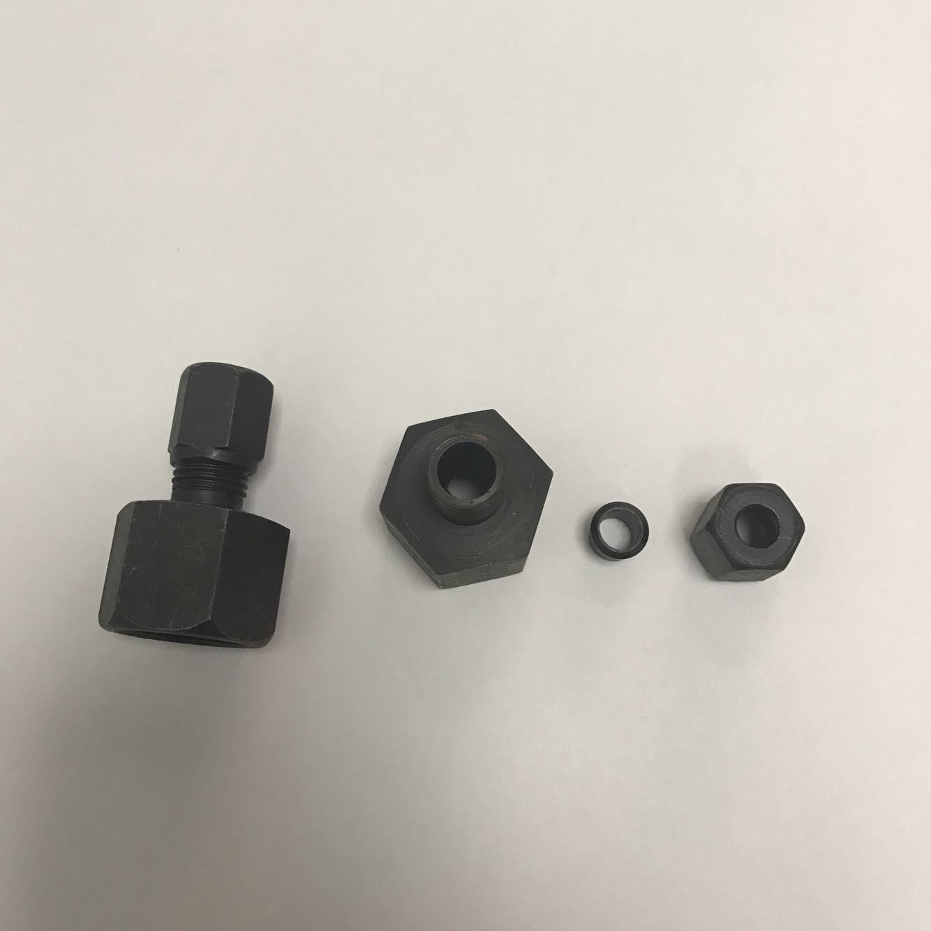 压力表铜管卡套接头内螺