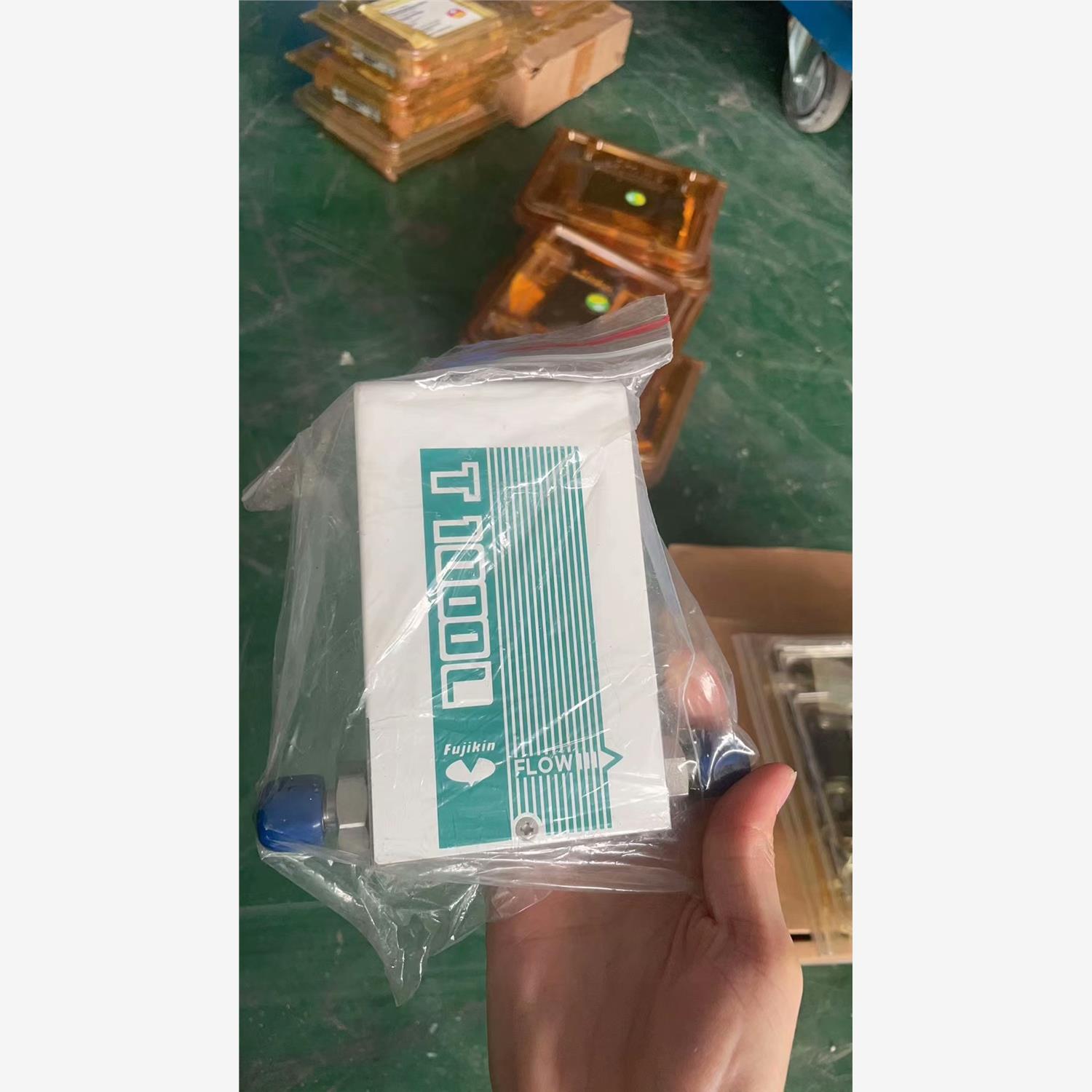 FCST1005LC-4F2AR-UFCST1