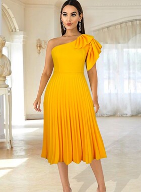 2022欧美大码性感斜肩百褶连衣裙Plus Size Yellow Pleated Dress