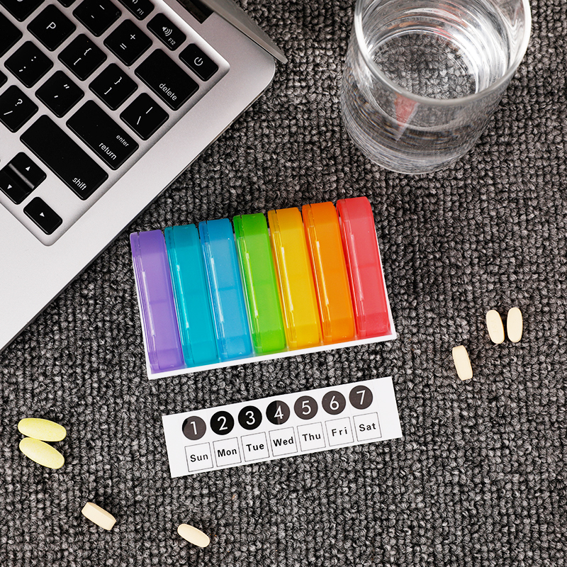 高颜值一周多功能随身便